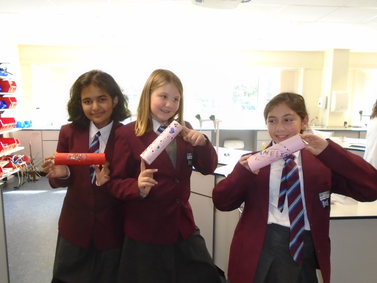 StaffordGrammar's tweet photo. A hive of activity at Science Club today.  This week the pupils have been contructiing  kaleidoscopes. https://t.co/v8Q1pmMy09