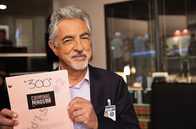 JoeMantegna's tweet photo. Tonight! https://t.co/yjcuvWrN6t