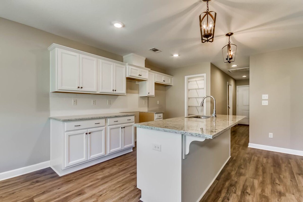 Builders_Group's tweet photo. Tongue & Groove Ceiling, Bonus Room, and Cedar Brackets - These are a few of our favorite things!!
Tag someone who would LOVE this home! #FieldsCrossing #TheBuildersGroup #HouseForSale https://t.co/3dFvMzZBpG