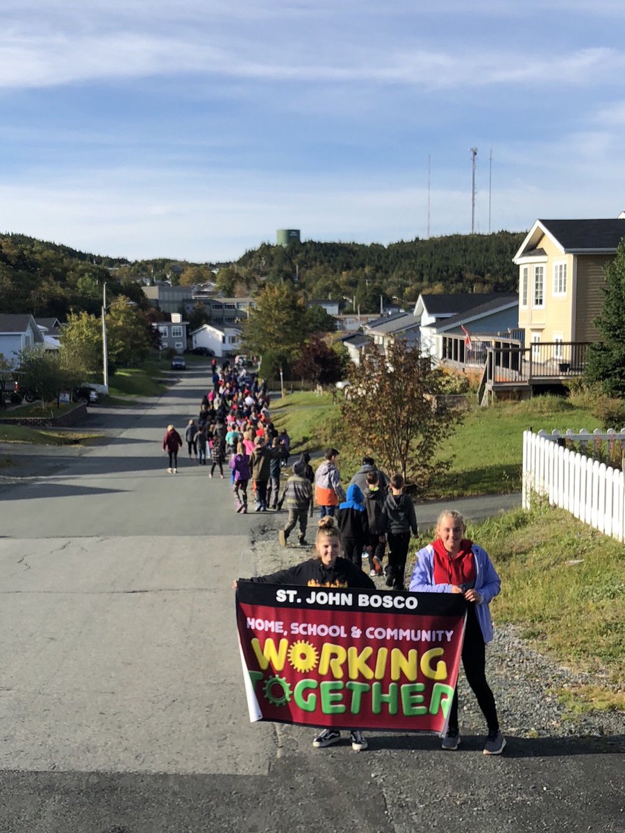 TeacherTizzard's tweet photo. #sjbgrade6 @sjboscoschool loving the fresh air on our @KidsEatSmartNL Walk to Breakfast! @NLESDCA #crispfallair https://t.co/9MeKbeGqd1