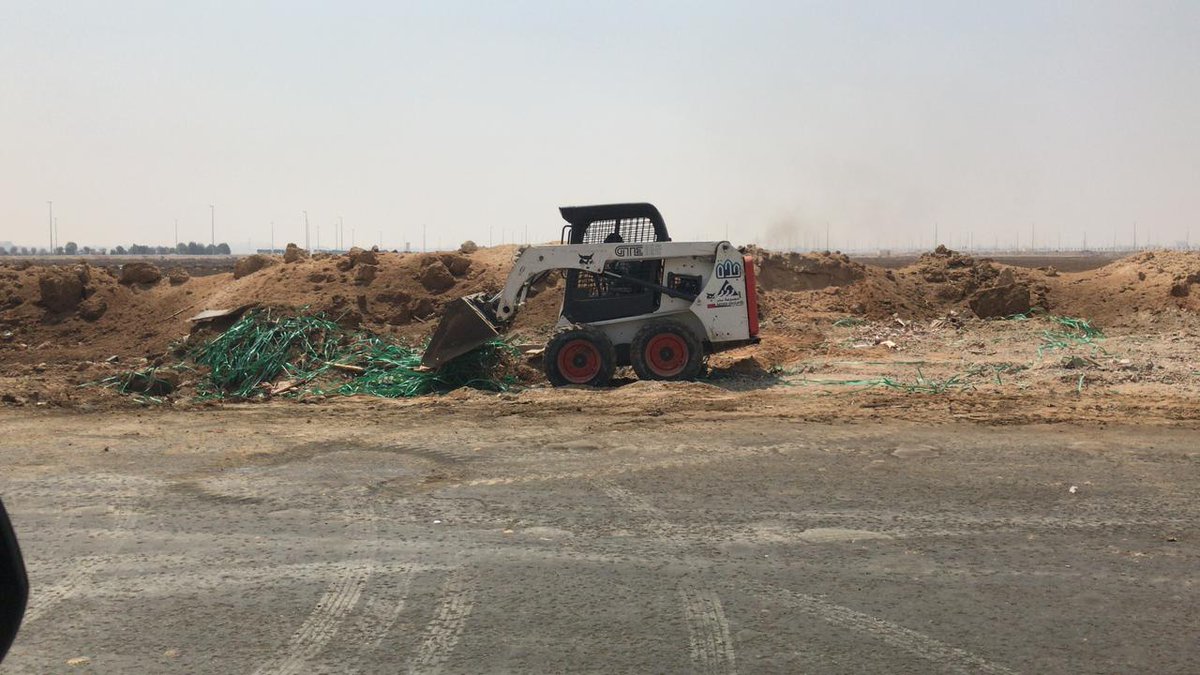 ردمت 82,800 م٢ من المستنقعات ورفعت 14,300 طنا من مخلفات البناء
#أمانة_جدة تباشر تطوير ذهبان بـ #جدة بصيانة الطرق وتخالف 64 منشأة تجارية من 
bit.ly/2OxCoEl