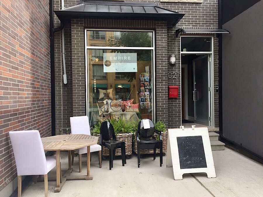 We have a new Leslieville neighbour! Empire has moved to 1027 Queen Street East 👋goodhood.ca/whats-good/emp… (via <a href="/goodhood_/">GOODHOOD</a>)