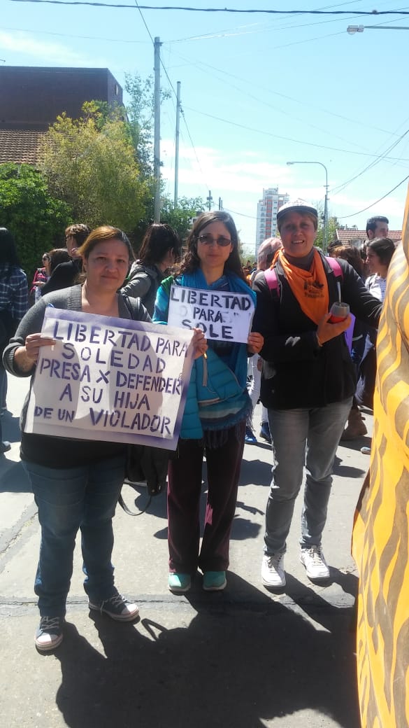 vaninabiasi's tweet photo. Soledad tiene que ser liberada y asistida junto a sus hijos, de inmediato. https://t.co/W5zRYyFfdW
