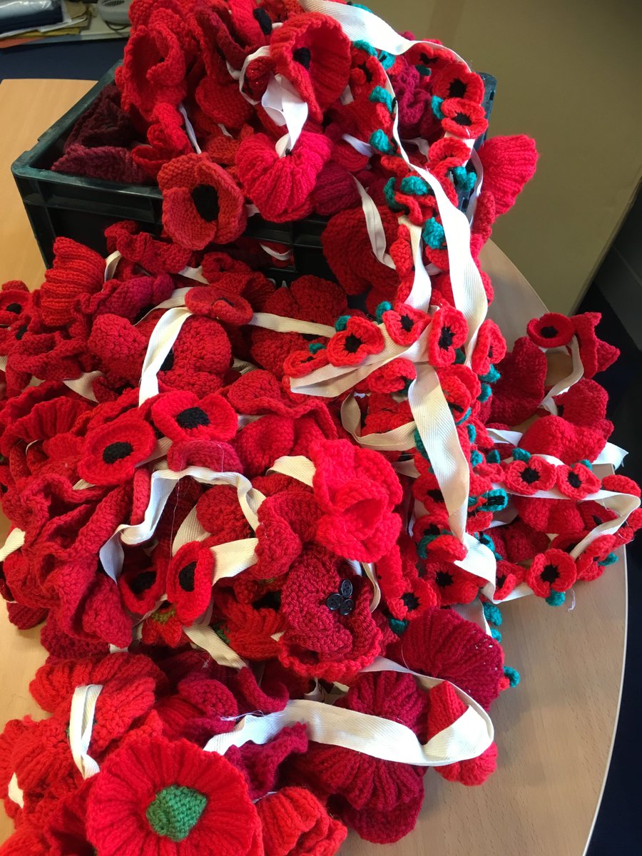 norfolkinww1's tweet image. If you are in the city this week don't forget to pop into @StPeterMancroft to see all of the poppies created for our #PoppyProject - they will be here until 29th Oct and then split in to smaller displays for all @NorfolkLibs