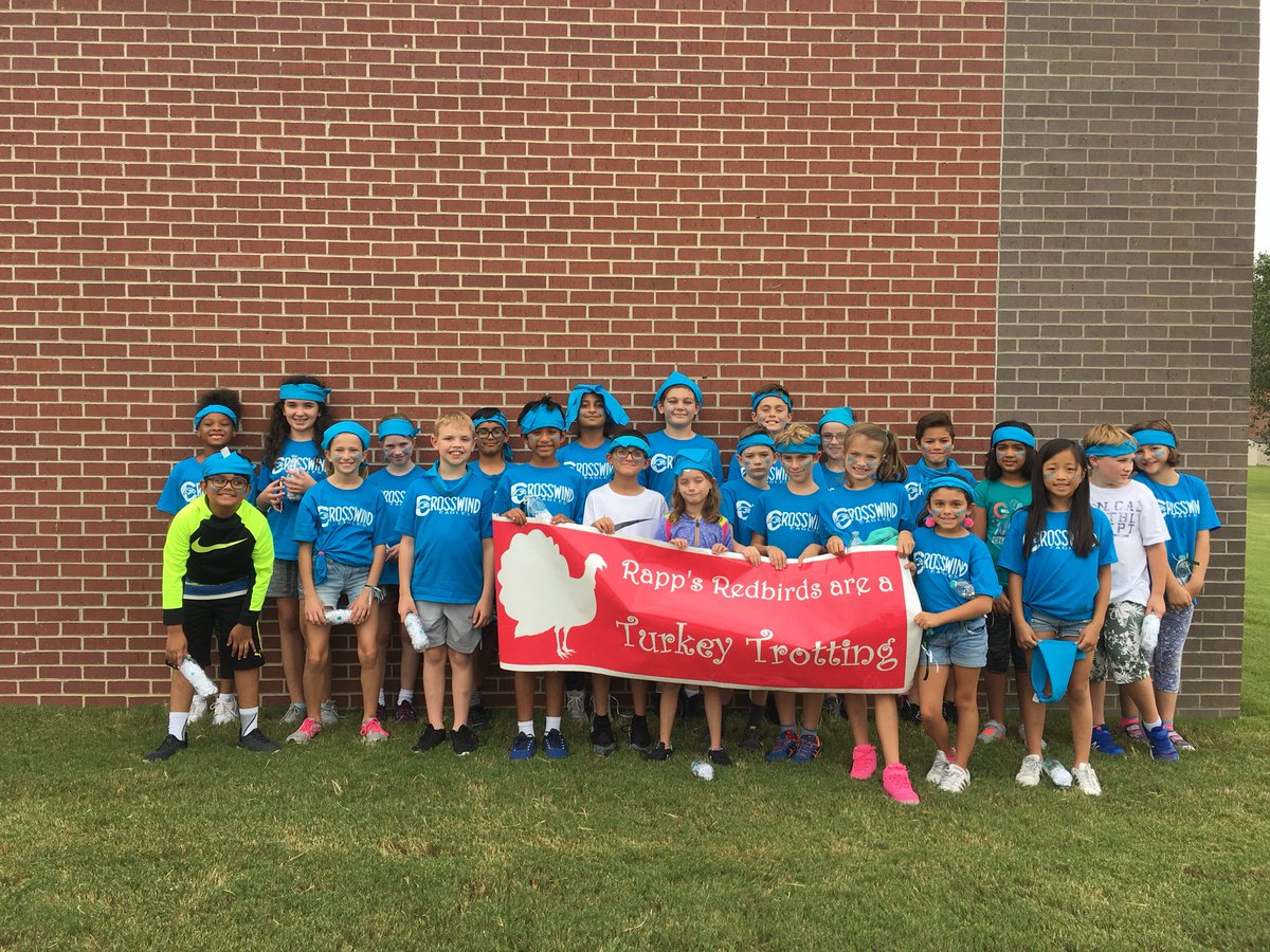 MrsWebb2010's tweet photo. We are ready for Turkey Trot!  We are raising money for a new playground! #crosswind https://t.co/dX5Rfs87NJ