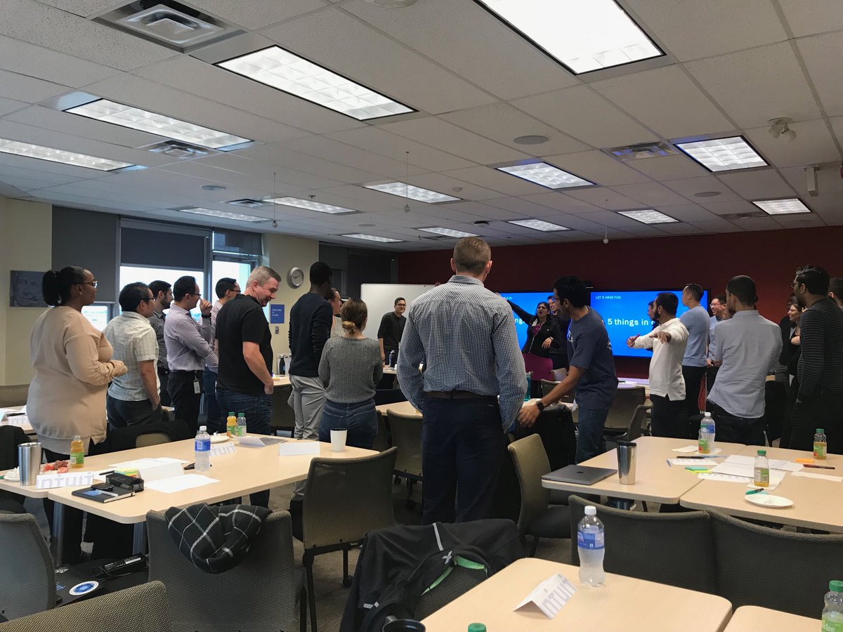 candice_co's tweet photo. We Are Intuit new hire onboarding Day 2! Design for Delight #D4D #intuitlife #icebreaker #quickbookscanada #turbotaxcanada #poweringprosperity https://t.co/13WUQq6IgJ