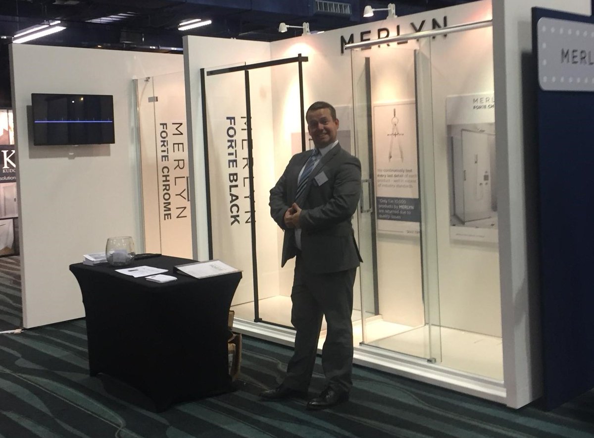 MERLYN's Gary Clegg striking a pose <a href="/TP_plc/">Travis Perkins Group News</a> Roadshow in <a href="/macronstadium/">Macron Stadium</a> Bolton. Let gary show you the new MERLYN products &amp; answer all your questions 🚿 #boltonlive #exhibition #Bolton #macron <a href="/DurleyShopfit/">Durley Shopfitting</a> <a href="/simplerpr/">Simpler PR</a> <a href="/kbbdaily/">KBBDaily</a> <a href="/kbbreview/">kbbreview</a> <a href="/kbbinsider/">KBB Insider</a> <a href="/kbbark/">KBB Ark</a> <a href="/scorcoran13/">Shaun Corcoran</a> #team