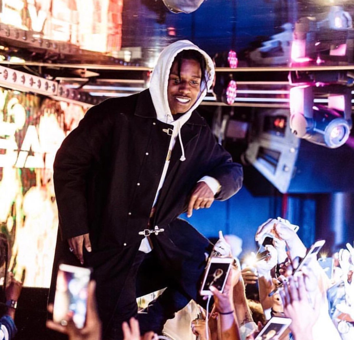 CBeatsRadio's tweet photo. Happy 30th birthday to A$AP Rocky ⚠️ https://t.co/T9V6DWjac5