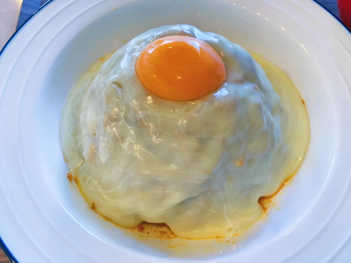 美味しそうｗｗキーマカレーがチーズに隠れています！食べたくなりますｗｗ