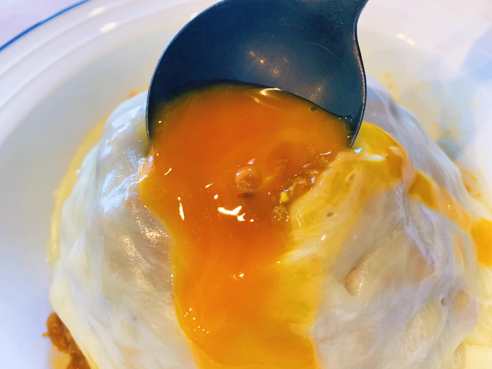 美味しそうｗｗキーマカレーがチーズに隠れています！食べたくなりますｗｗ