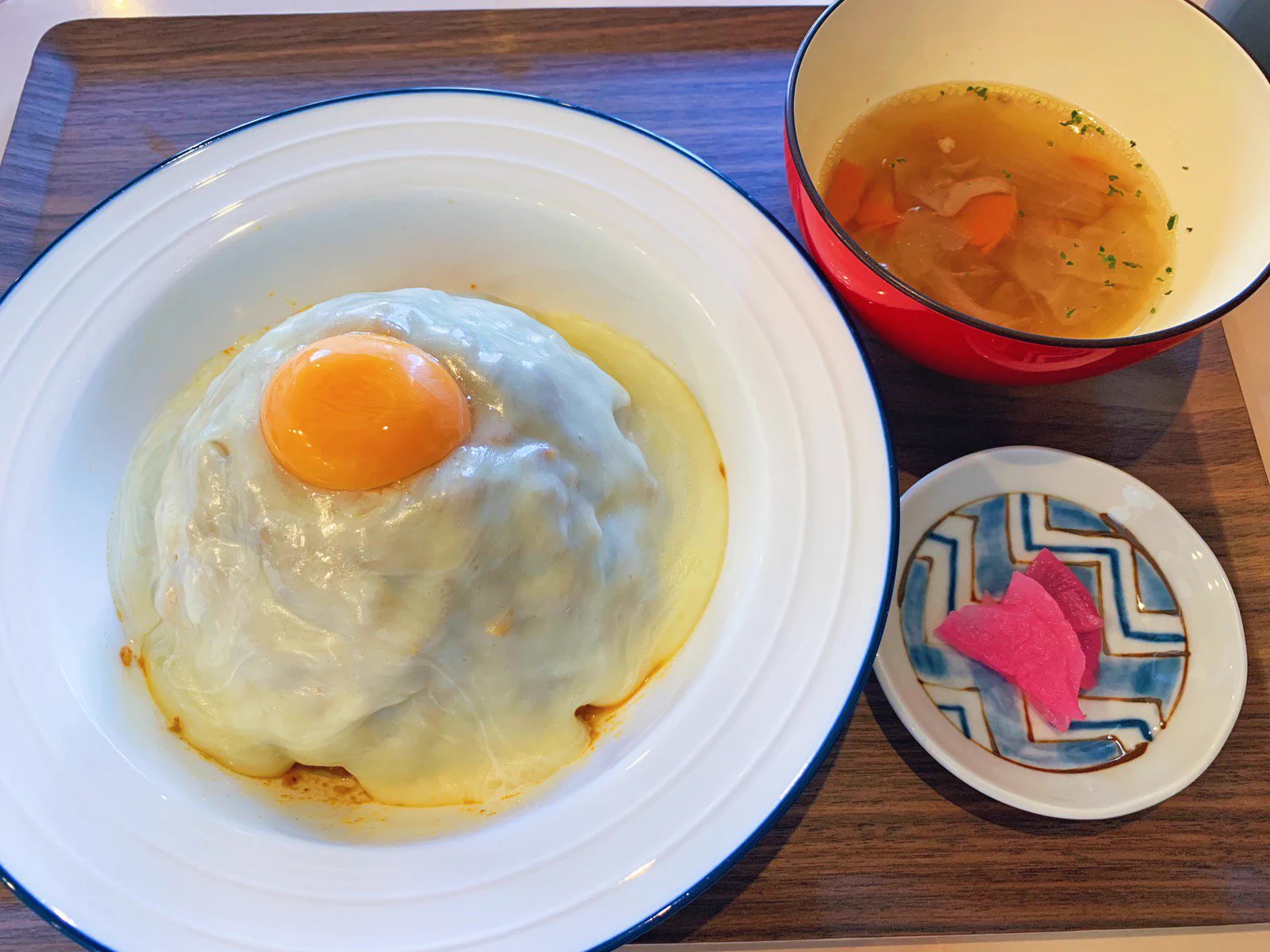美味しそうｗｗキーマカレーがチーズに隠れています！食べたくなりますｗｗ