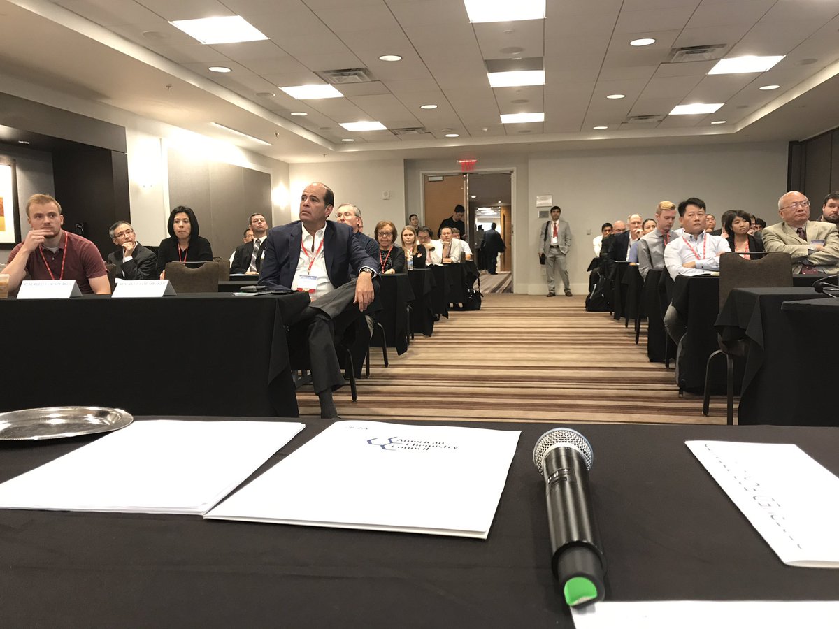 RTH_12345's tweet photo. Standing room only for the polyurethane chemistry session at #PolyCon2018 @ShepChemical https://t.co/i4uqvHFzbl