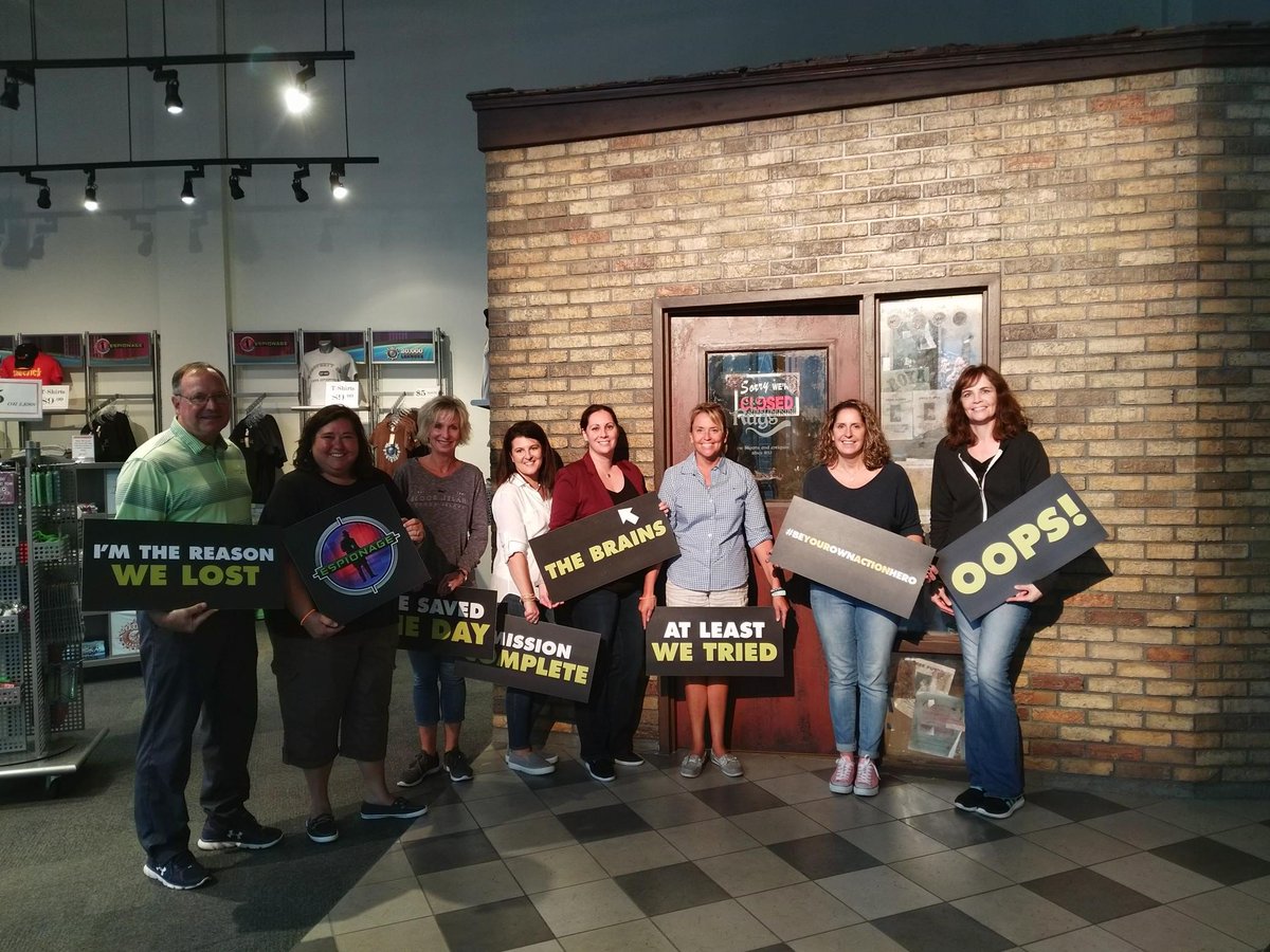 InsightPerf's tweet photo. The Insight @WeAreOneDigital team recently had a great time at @5wits working to solve their mysteries. #workhardplayhard #teambuilding https://t.co/LH5ECJbCx7
