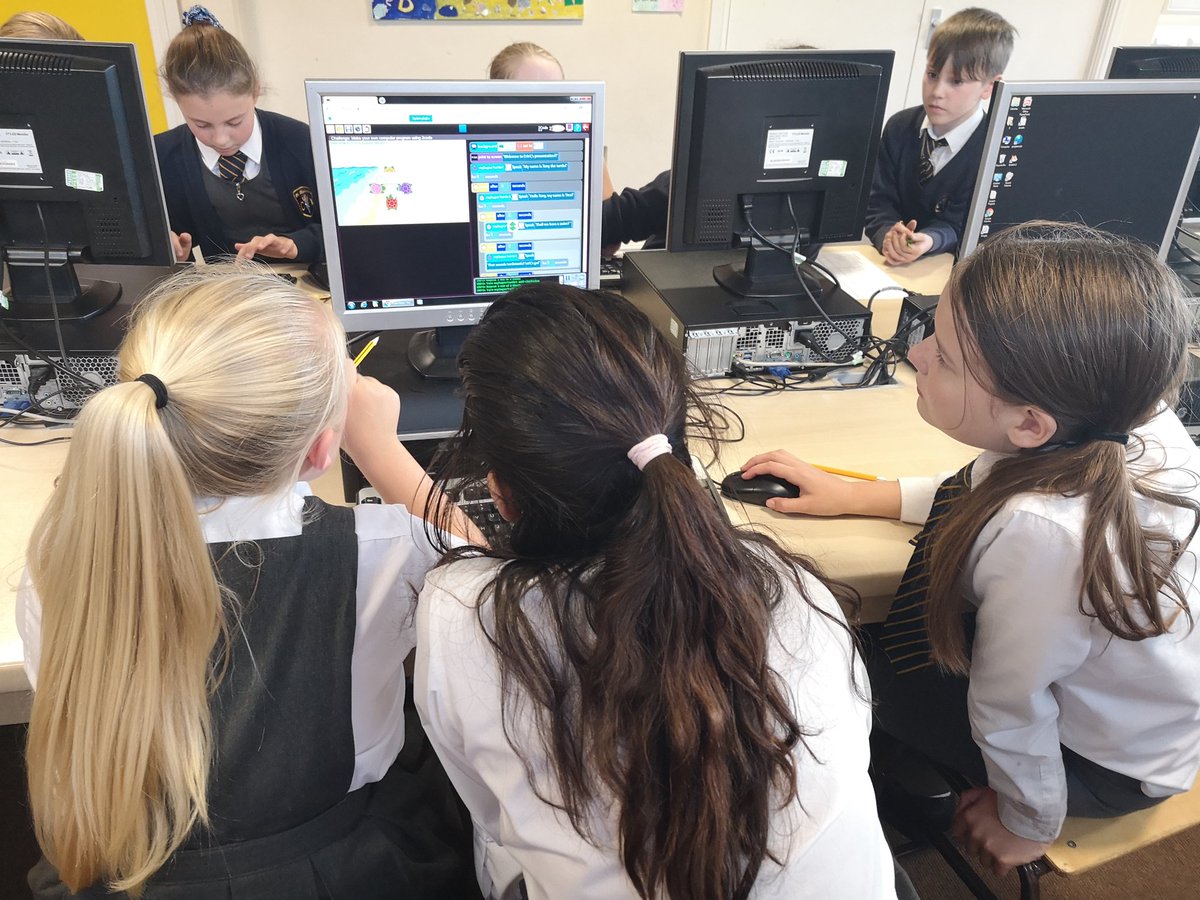 StAndrewsCoE's tweet image. Year 5 using #purplemash #2code to create their own coding programs