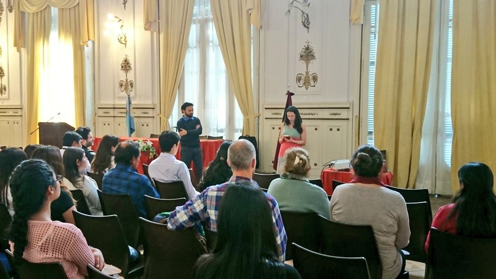 milliebuch's tweet photo. AHORA: Capacitación "Enseñar matemática en la vida" dictada por @pcguedez para los #PExAs y #Codocentes de @EnsenaxArg @aniberruezo #Salta https://t.co/8KlLT6e5LF