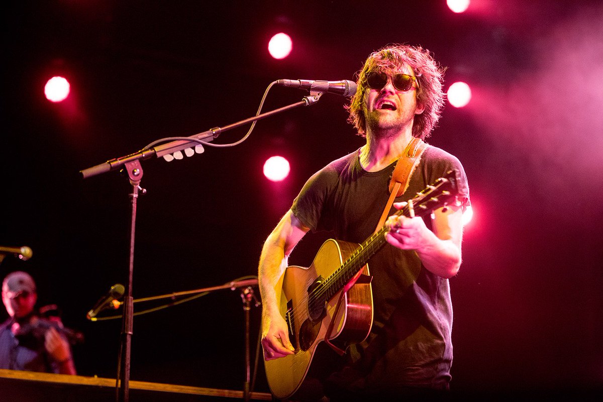 brooklynvegan's tweet image. Conor Oberst and The Mystic Valley Band just kicked off a week of west coast shows, most with support from Phoebe Bridgers: brooklynvegan.com/tours-announce…