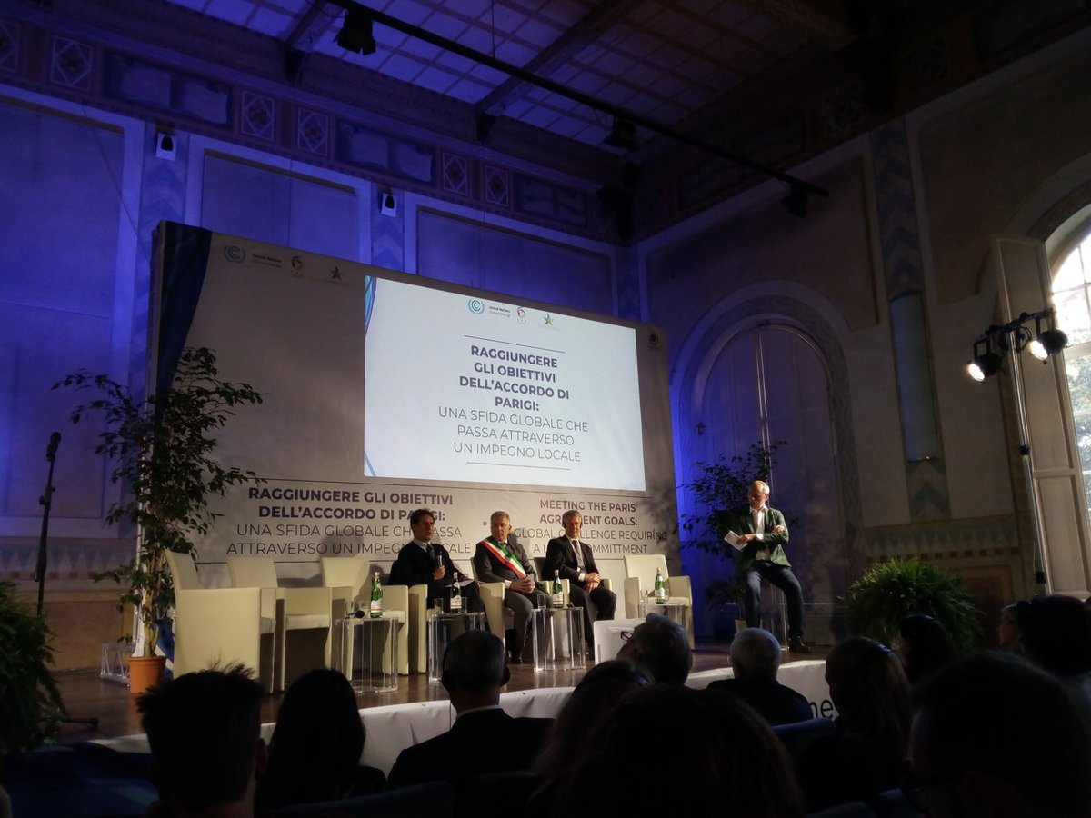 Irenefisco's tweet image. 'Nella lotta al cambiamento climatico ci stiamo muovendo nella giusta direzione ma non alla giusta velocità' Il dir.generale deI @MinambienteIT #3ottobre climatechange #sameworld #laspezia