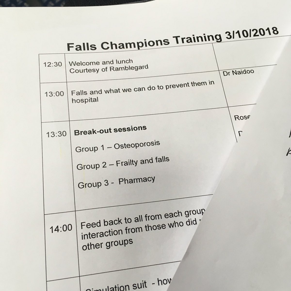 FHPatientSafety's tweet image. Great educational afternoon at the falls champions training @FrimleyPark @FrimleyPark for all staff, nurses, HCA, pharmacist, physios #falls #fallscollaborative #MDT #prevention #frailty