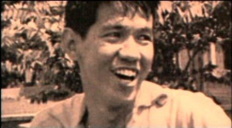 zeniuseducation's tweet photo. Soe Hok Gie adalah legenda sekaligus icon bagi kaum intelektual muda Indonesia.
Sebetulnya bagaimana kisah hidupnya yang begitu singkat namun bisa menjadi inspirasi bagi setiap generasi mahasiswa? Simak #ZeniusBlog ini, yuk! https://t.co/eDTqcQ12kY https://t.co/rlNmVfyGap
