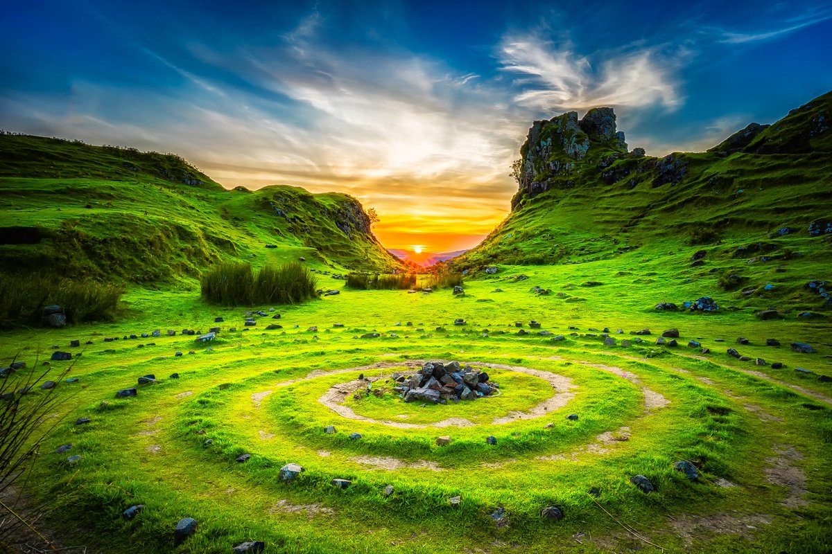 AutoFXSoftware1's tweet photo. Beautiful #landscapephoto framing the #sunset
Get the most out of your photos with #autofxsoftware #oneclickeffects like #vignette effects and #coloreffects https://t.co/6LAjyi9ba5