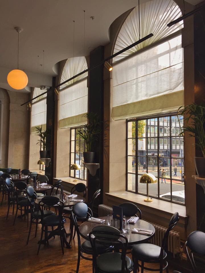 BrownsLeeds's tweet photo. How great do our new blinds look?! You can now still enjoy this lovely section of our restaurant even when the sun is shining! https://t.co/ZJU7L1HFxa