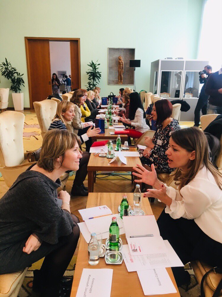 Uspešno smo otvorili HResurs - mentorski program koji povezuje zaposlene u javnoj upravi sa <a href="/amchamserbia/">AmCham Serbia</a> članovima i oformili mentorske parove. Radujemo se predstojećim radnim aktivnostima u okviru ovog programa!