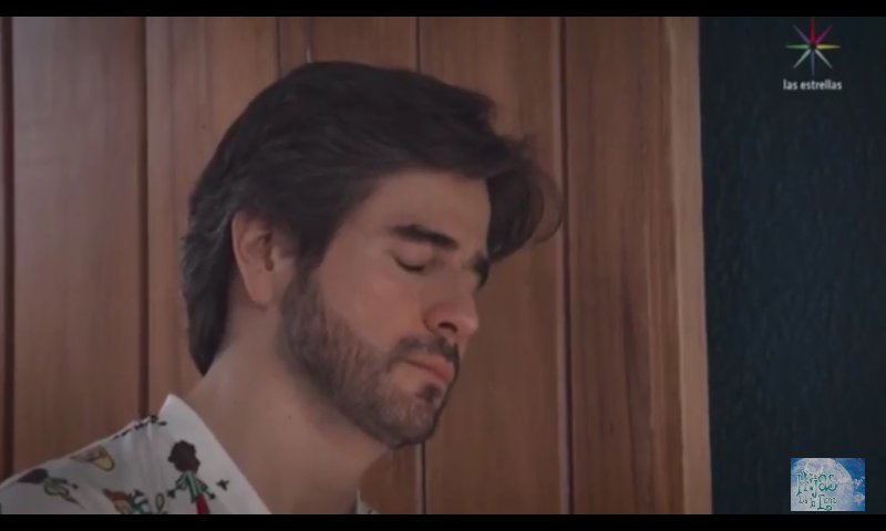 DaniArenasCol's tweet photo. #FotoCapturas7 mejores momentos #Robertyjulieta 💑💘 @danarenas y @zuriavvega 😍 #Cap62 @MiMaridoFamOf #RealityDeAmor
tras perder la custodia de Dave los Oppas entran en crisis 😢😭💔 #ConLasEstrellas reportando sintonía desde Colombia 👀📺💛💙❤ #FelizMiércoles 😘💋🙅🙏💫 https://t.co/l0zKpIAFCQ