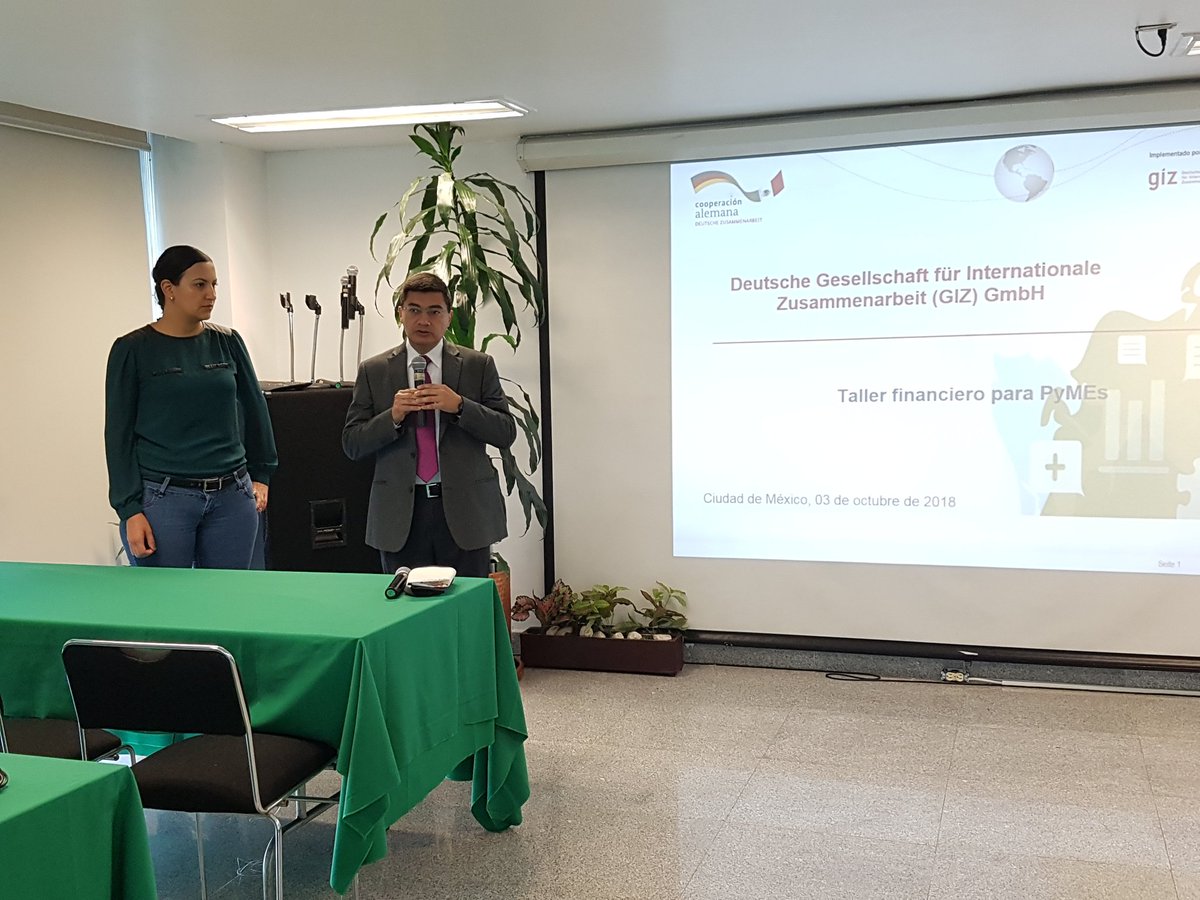 PymesConuee's tweet photo. Iniciamos el taller de evaluación económica de las medidas de #Eficienciaenergética dentro del #proyecto2018 de @CONUEE_mx y @giz_gmbh
Gracias por su puntualidad @indhermes @RejillasIRVING #ENVATEC #CICASA #GIPSA https://t.co/Qokz7APbEB