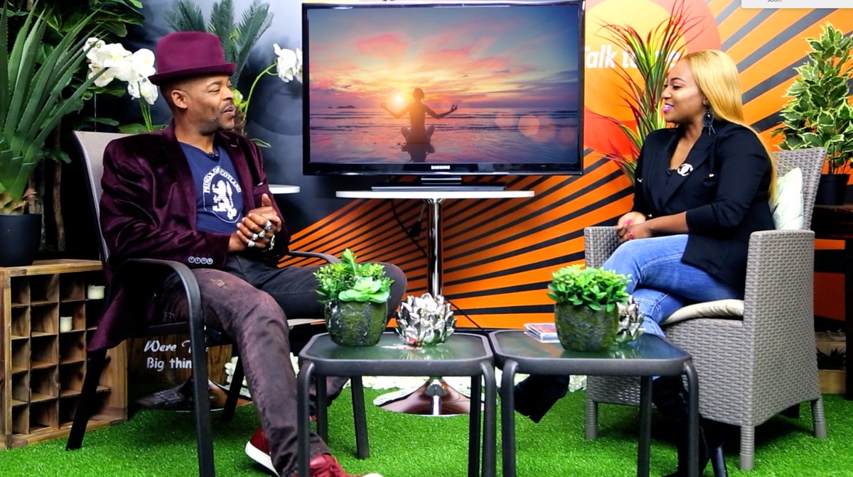 TalkToMeLejoy's tweet photo. Tonight at 18:30 CAT, We are airing a classic episode we did with .@GP_MaOrange on .@Gautv Channel 265. If you want us to air your favorite episode please send us recommendations via comments, inbox/ simply tweet us. Who knows, maybe we might air your episode ๐
#Talktomelejoy https://t.co/z4SFrqGfEj