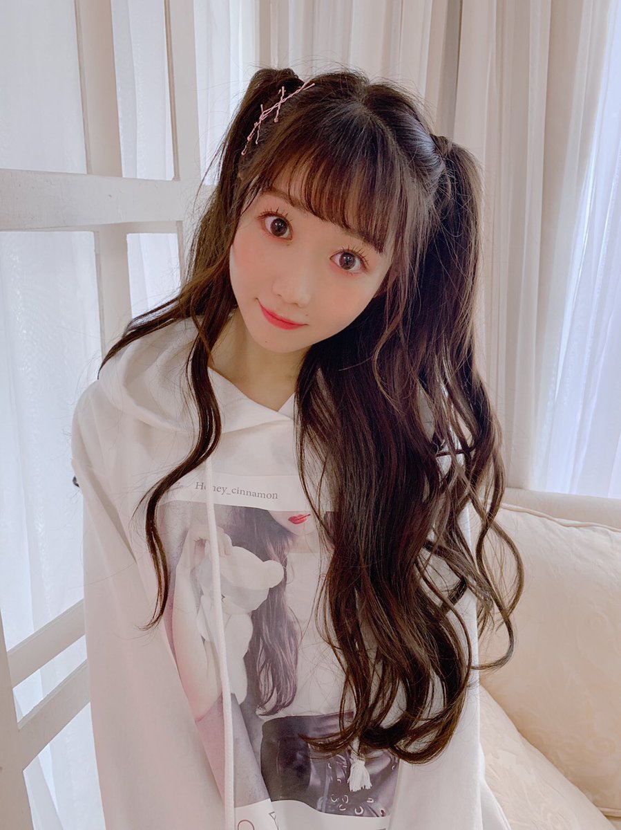 ❤︎ コラボアイテム ❤︎ みりにゃこと 大谷映美里さんとwinter