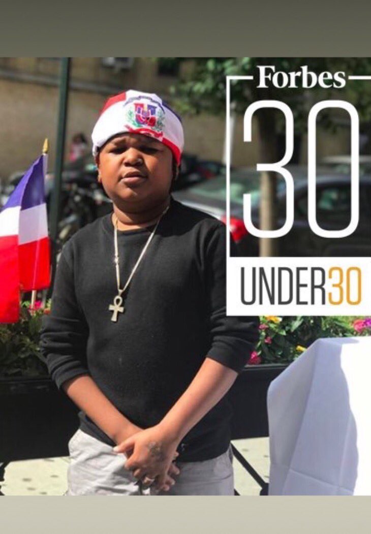 BogusMacaroni's tweet image. Ya se armó la vaina! @THEKIDMERO  de lo mio! 💪🏽🇩🇴#NotABaby #ThatsMyPresident lol #DominicanProblems #TheBrandIsStrong @desusnice