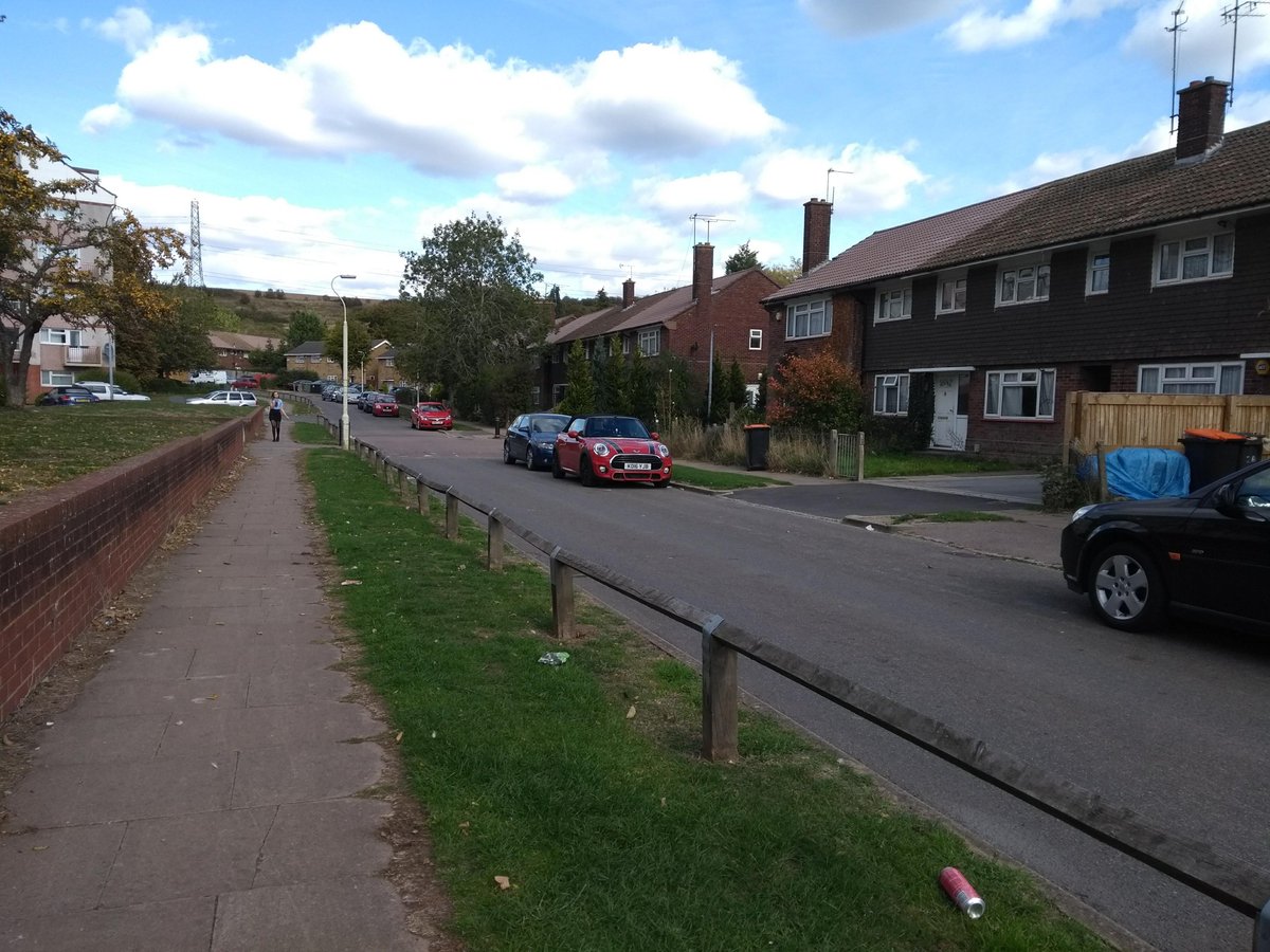 manshead_geog's tweet photo. Year 11 Human Fieldwork this week:
How does housing change across a transect in Downside?
#mansheadacademy #humanities #geography #DSAMAT #humanfieldwork #urbanissues #differencesinhousing https://t.co/rWUkhG5cdg