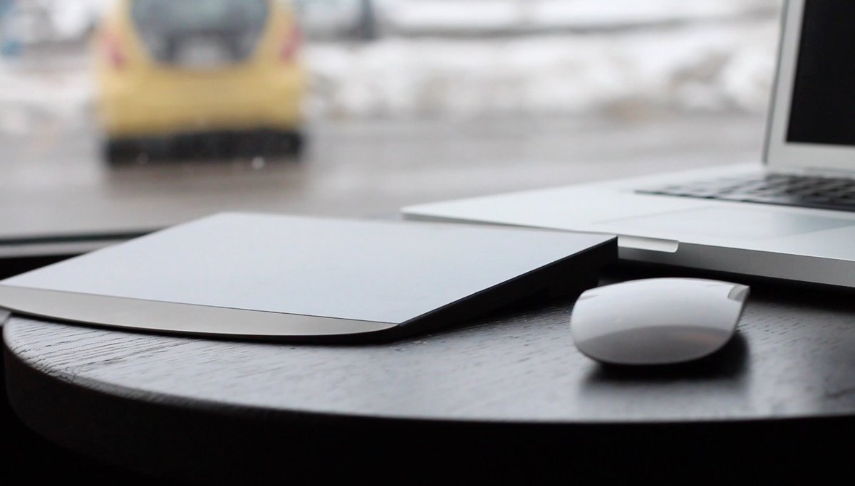 IdeasUltd's tweet photo. Motus | interact with software with simple and intuitive 2D &amp; 3D gestures, tracking &amp; movement. It takes what you know about a trackpad &amp; moves it into the next dimension #motus #movebeyondthemouse #crowdunding #indiegogo #arrowcertified #tech #technology #newproduct #picoftheday https://t.co/5gQ6QzZ8u9