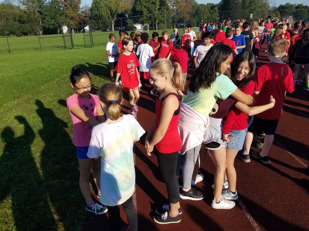 JenWevodau's tweet image. Another great C3 day @SASD_IC ! #crestcommunitychallenge2018 #ICRocks #ICTeamConquerors