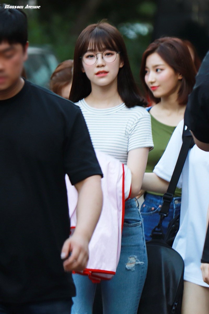 baek jiheon pics tweet media