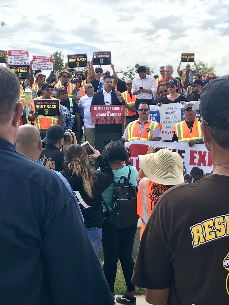 RicardoLara4CA's tweet photo. I am here today with our port truck drivers fighting for better jobs. It doesn’t matter where you were born because we are all Californians! #ProtectTPS #SaveTPS #SB1402 @PortTruckerUnion https://t.co/XyQL74OqXd