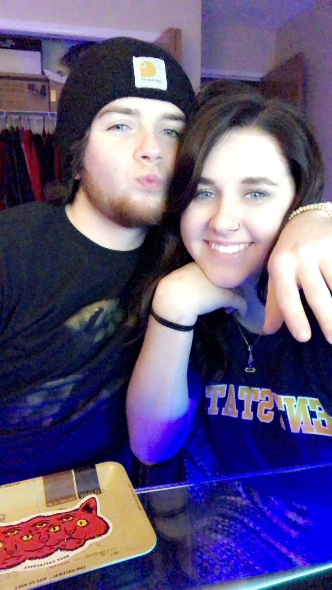 lmb1197's tweet photo. Happy national boyfriend day 2018 to my ride or die, my pickle rick, my slice 💏👫🍕💘I love and appreciate you @TheNaterr https://t.co/S3oyshciig