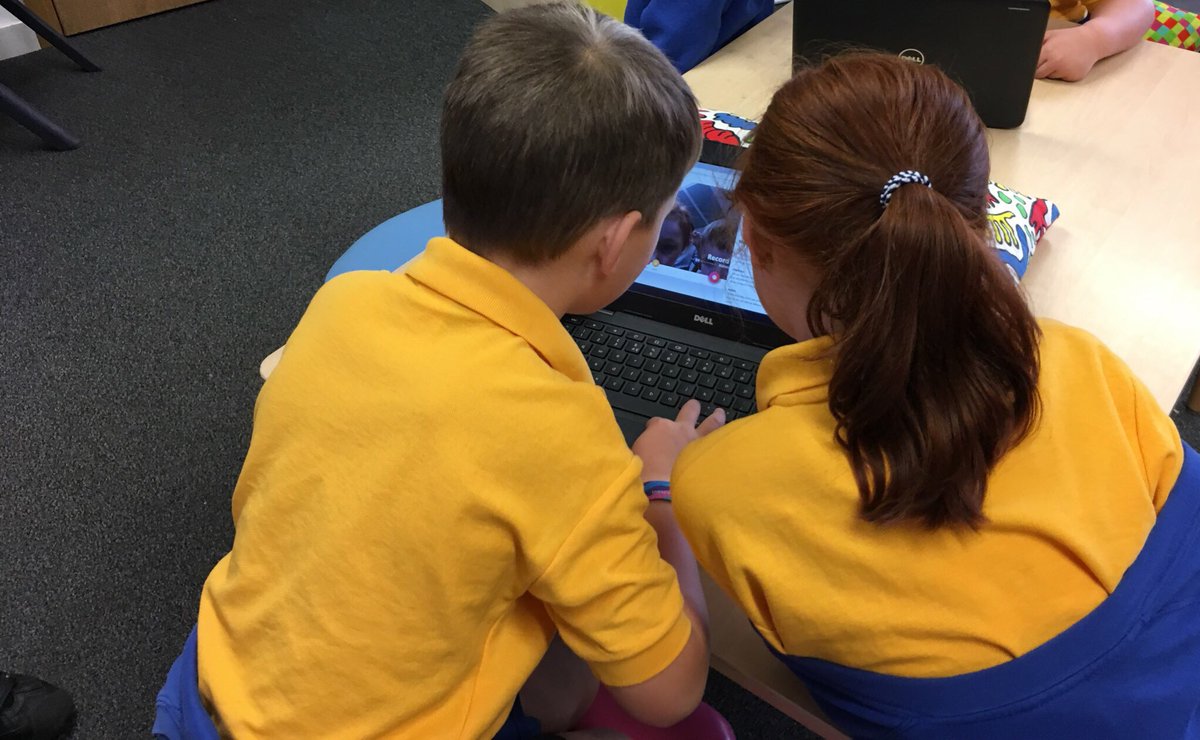 MrAKnottTreg's tweet photo. Defnyddio @Flipgrid i rannu ein barn ar ffilm - Using flipgrid to share our opinion #mansionsofthegods #llafaredd #oracy #mynegibarn @intofilm_cymru https://t.co/n2g4JG8VGj