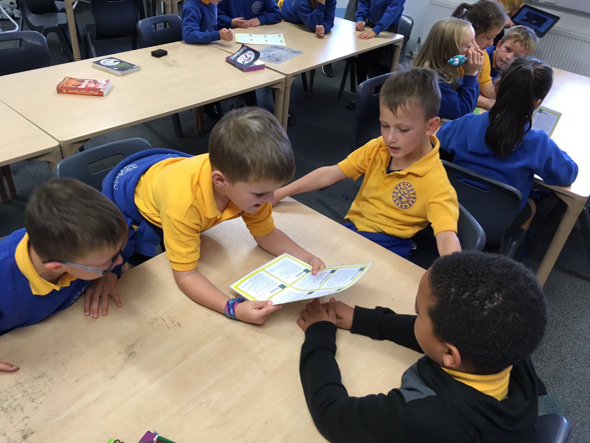 MrAKnottTreg's tweet photo. Defnyddio @Flipgrid i rannu ein barn ar ffilm - Using flipgrid to share our opinion #mansionsofthegods #llafaredd #oracy #mynegibarn @intofilm_cymru https://t.co/n2g4JG8VGj