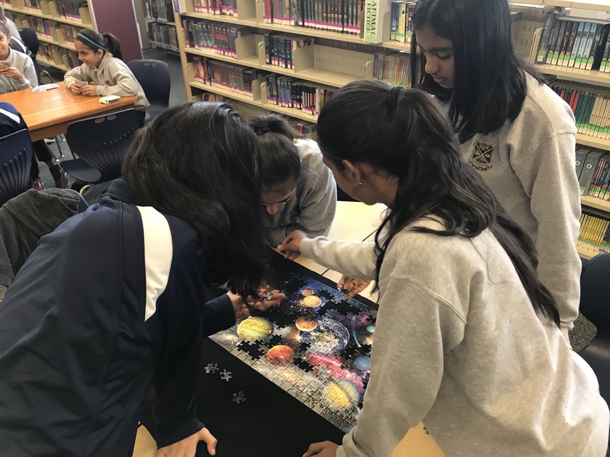 MrsMBookGeek's tweet photo. Our first group puzzle was finished off by these lovely Sabres at lunch today. The puzzle has been out for any and all to work on for the last week and a half. I think next up is our Harry Potter one! @ATMSSabres @abbytitans #atmsreads #atssreads #LLClife #teamwork https://t.co/GrYOlqB9qi