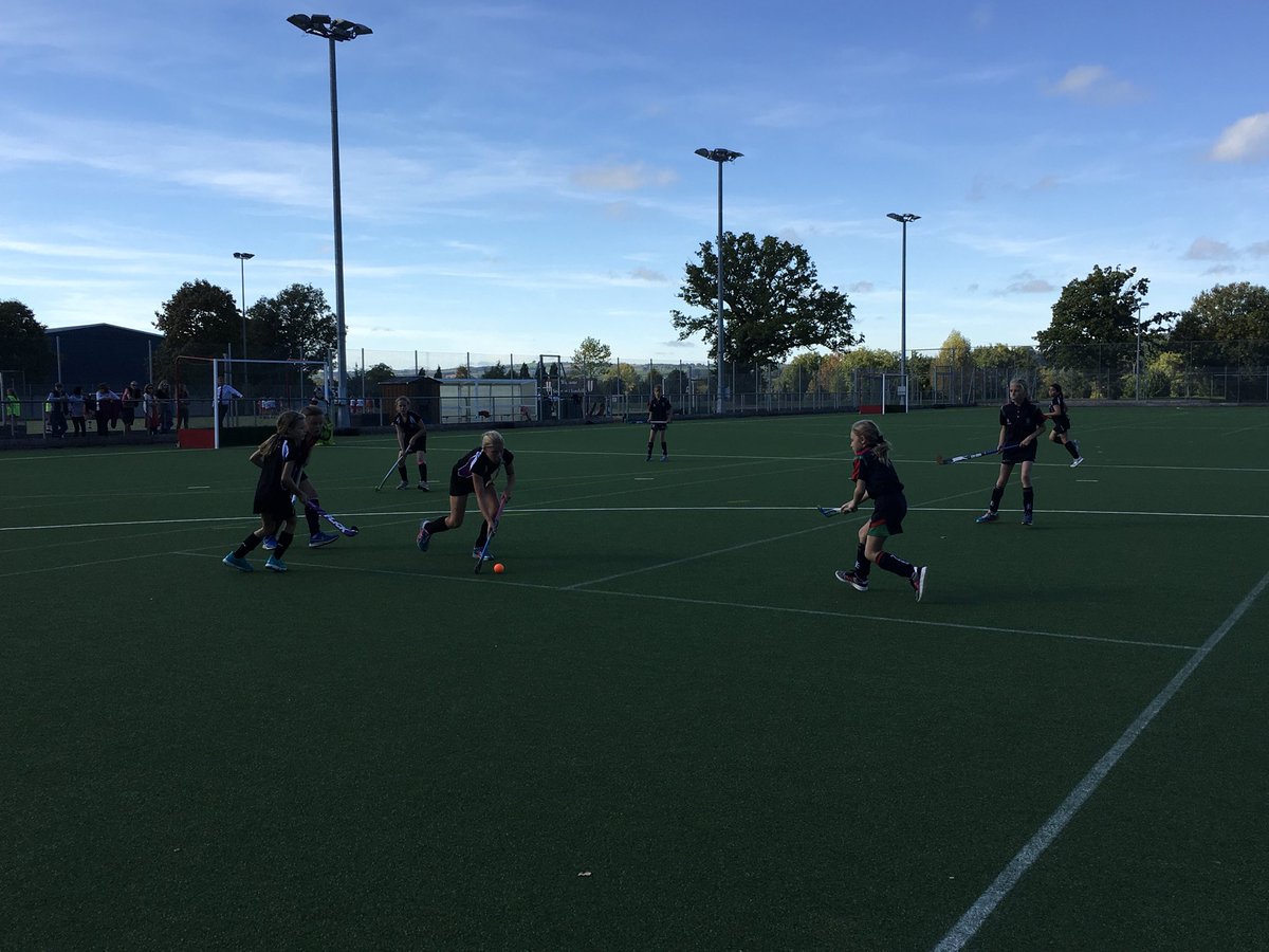 MPS_Sport's tweet photo. Team game. #goodfriends #workwelltogether. https://t.co/9DDnMZNZl1