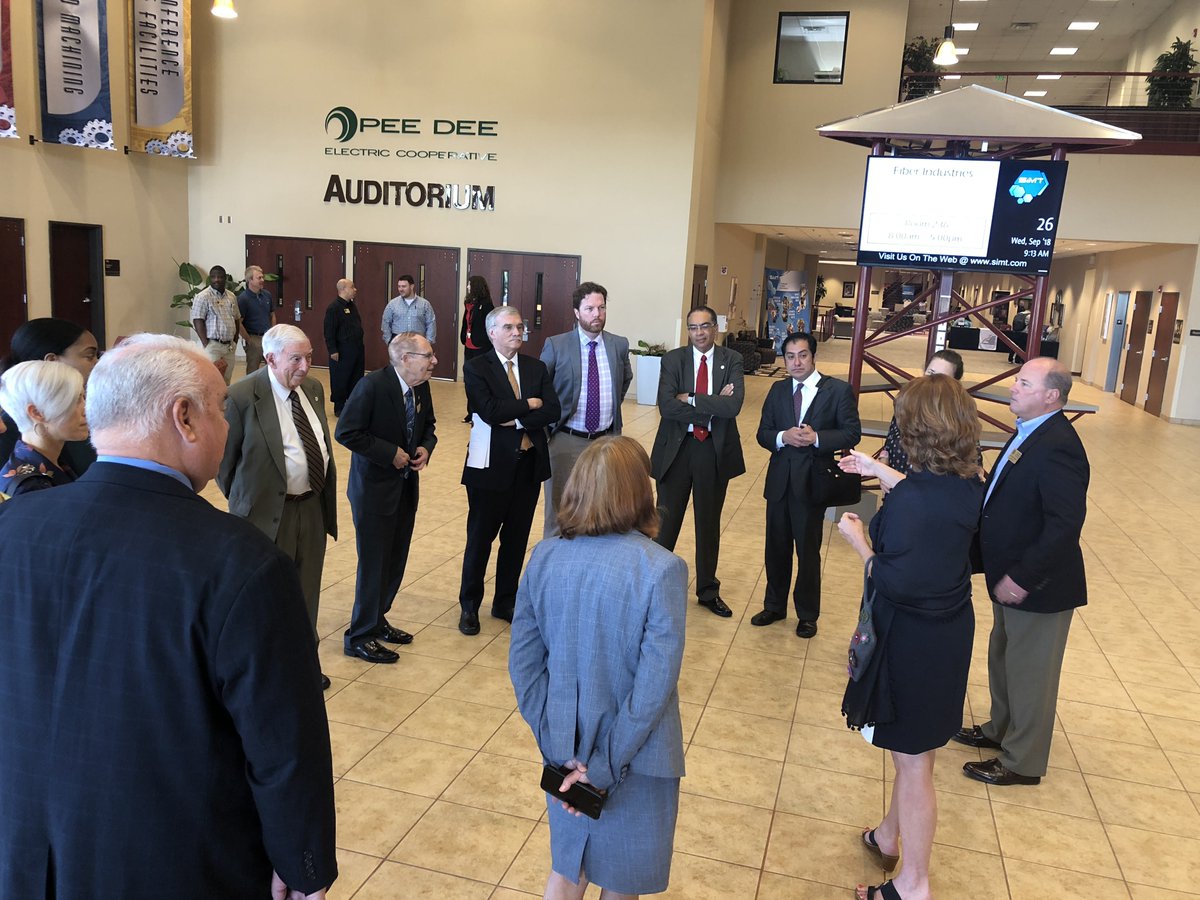 sc_ate's tweet photo. @sc_ate, @FloDar_Tech, and @TheSiMT really enjoyed having industry, academic, non-profit, government elected, and student representatives at @NSF @NSF_NSB's Facilitated Listening Session held on September 26th &amp; 27th, 2018 in Florence, SC. #thankyou #TechnicalWorkforce #STEM https://t.co/k6wj0FeZgm