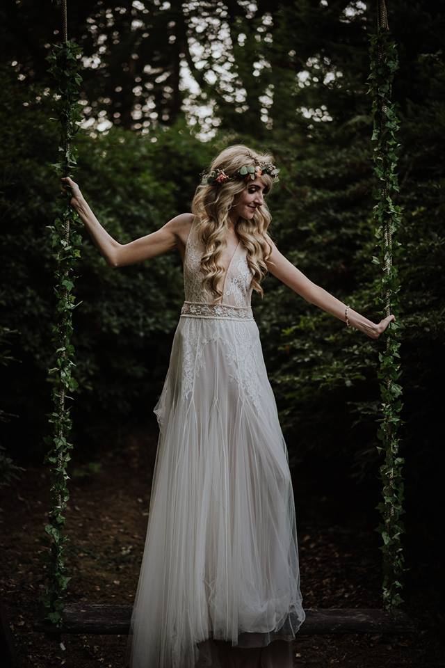 We have been spoilt with images today from <a href="/NewForestStudio/">Sam Pearce</a> of a wedding here this summer! So gorgeous #weddinghour