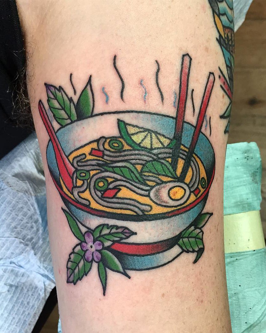 True Hand tweet media