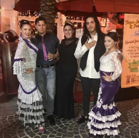 tapasytintos_'s tweet photo. Our talented #Flamenco dancers are getting ready to give you a show this Friday and Saturday night. To book your table: https://t.co/xQPR4FKkxC. #TapasyTintos #EspanolaWay #Music https://t.co/Agc89hNhOJ