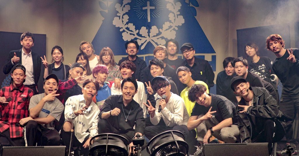 shiryupondan's tweet photo. これから本当にRadio Fishさんの弟分としてデビューし始めてFAUSTとして動く回数が増え色々今まで経験したことが無い事を経験させて頂く最高のステージに立たせて頂居ているのでRadio Fishさんに達に負けないくらいに頑張るので応援して頂けたら嬉しいです！
1.2枚目はちょうど2年前の写真です https://t.co/Wa4GwBOtQD