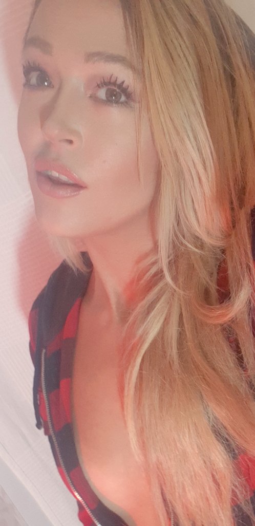 GoddessTessi's tweet photo. Bow town!

 Down on.your damn knees 

You know you are a inferior.looser to a woman .

You could never compare
 You can be "the man" but with me you   are   nothing    more   than   a    inferior    bitch...
 Send to  get noticed. 

#findom #EFDP #DDU #VRT #NvN #BBR #fantasydivas https://t.co/u21ZsrjyfH