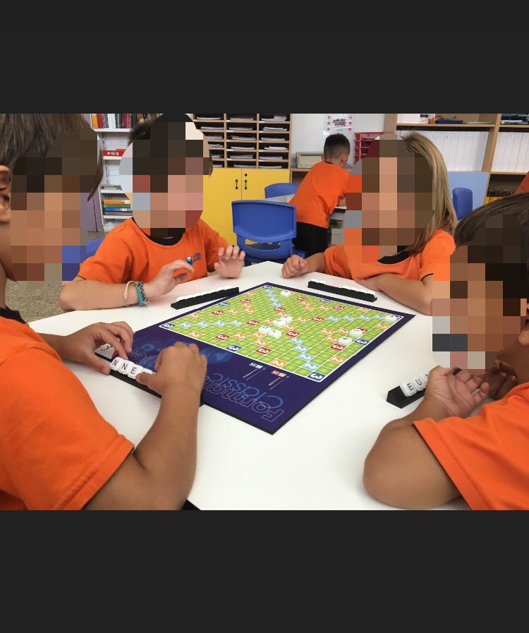 carmenfmz's tweet photo. Ens divertim aprenent a llegir i a escriure #PIN #PIN1 #JEBellvitge #JEPIN #raconsaprenentatge @JesuitesEdu https://t.co/bNQTI6hh45