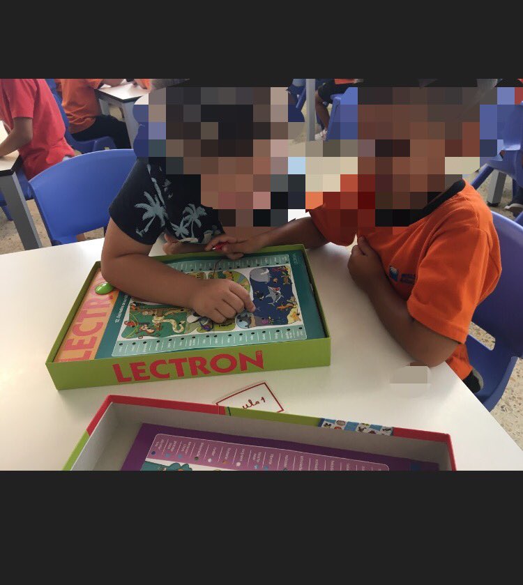 carmenfmz's tweet photo. Ens divertim aprenent a llegir i a escriure #PIN #PIN1 #JEBellvitge #JEPIN #raconsaprenentatge @JesuitesEdu https://t.co/bNQTI6hh45