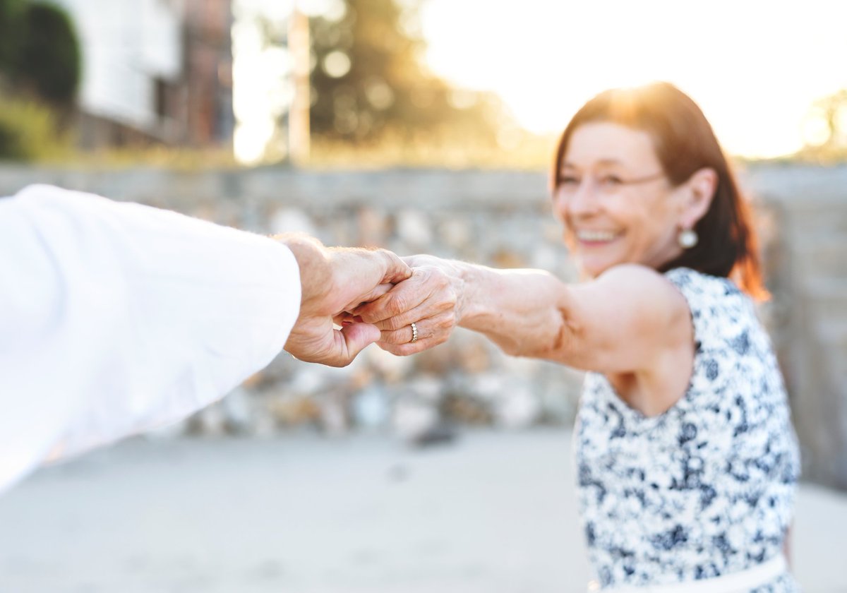 TrustCareAgency's tweet photo. When #elderly people lose their life partner, it can be soul destroying, depressing and lonely. 
If your parent or grandparent has lost their partner, why not recommend #TRUSTDAYCARE. 
In such times, a #community of friendly faces is essential to lift the spirits. #norwichhour https://t.co/BTEv3lT0XT